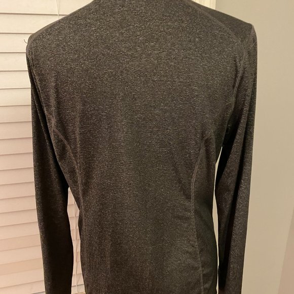 Grey Reebok Loong sleeve Pullover Workout Top - Picture 3 of 5